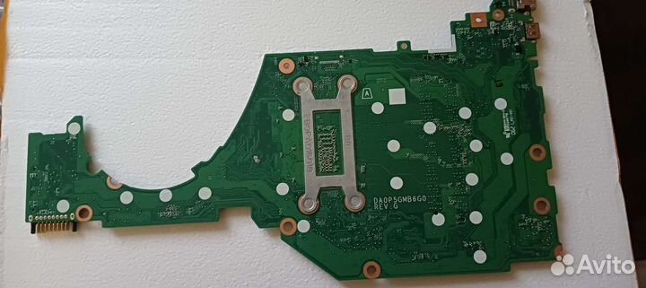 Hp Laptop 15s-eq. AMD Razen 3 4600. под ремонт