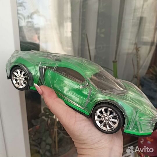 Машина со звуками