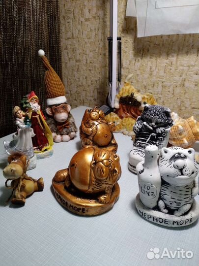 Сувениры фигурки