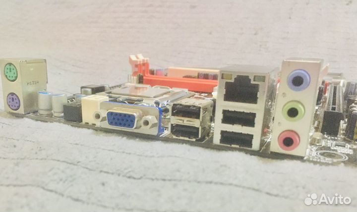 Материнская плата с процессором