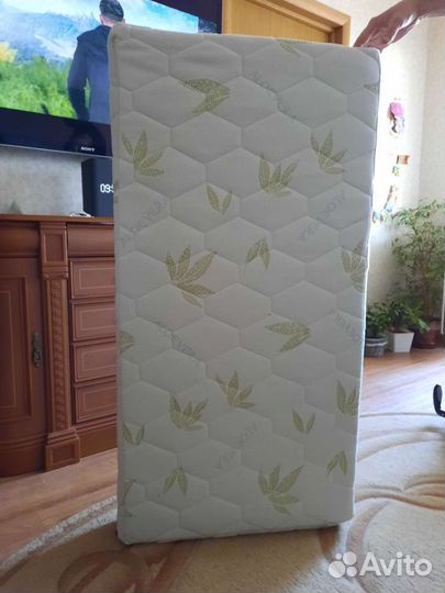 Продаю матрац для детской кроватки