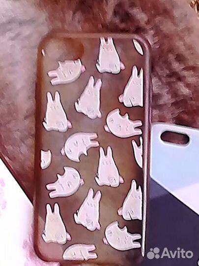 Чехлы на телефоны