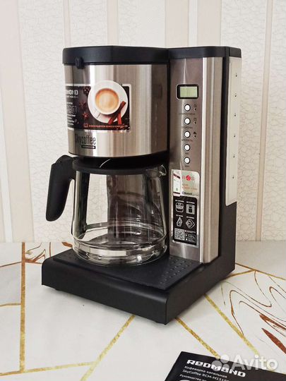 Новая кофеварка Redmond RCM-М1519S