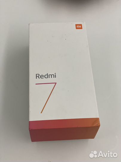 Xiaomi Redmi 7, 3/32 ГБ