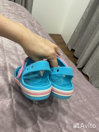 Сандали crocs j3