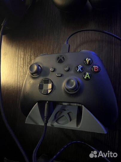 Подставка (кронштейн) для геймпада xbox на стену