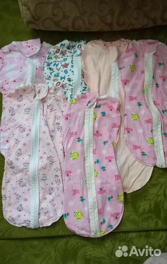 Подгузники и вещи для новорожденного пакетом