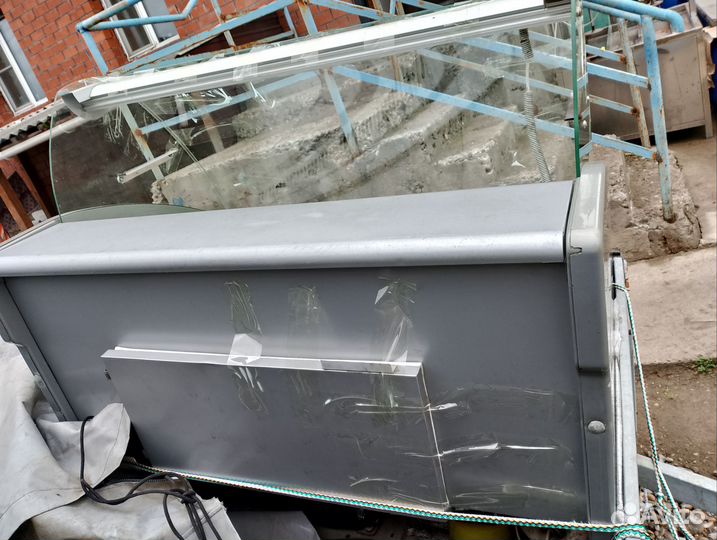 Холодильная витрина