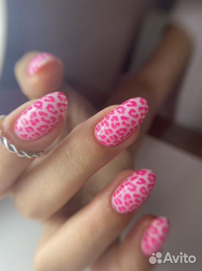 Гель-лак ; наращивание ногтей