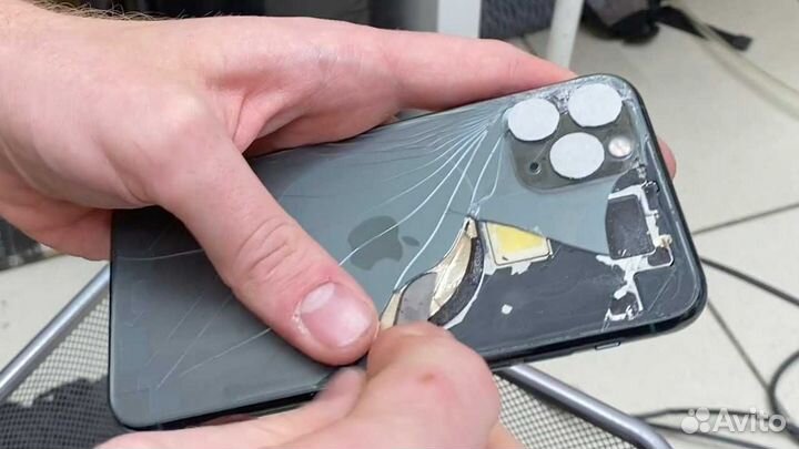 Замена заднего стекла iPhone 8/x/xs/max/11/pro/1