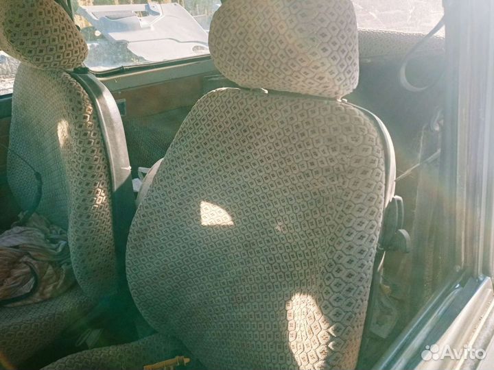 Trabant разбор частями