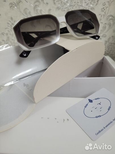 Солнцезащитные очки новые
