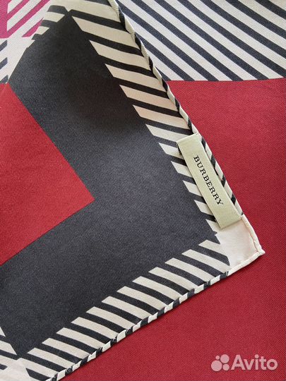 Платок Burberry оригинал шелк 100, 65х65 см