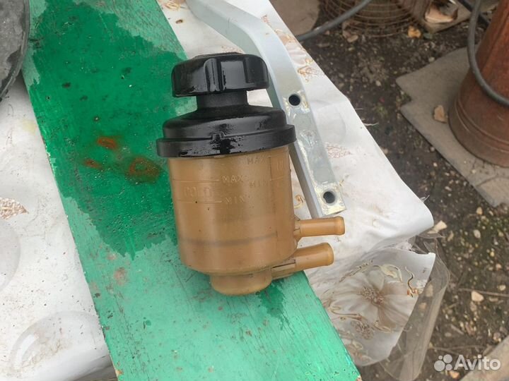 Бачок гидроусилителя на hyundai solaris