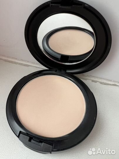 Пудра MAC StudioFix