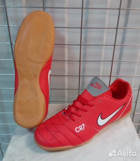 Размер 45 Бампы футзалки Nike футбольные Магазин