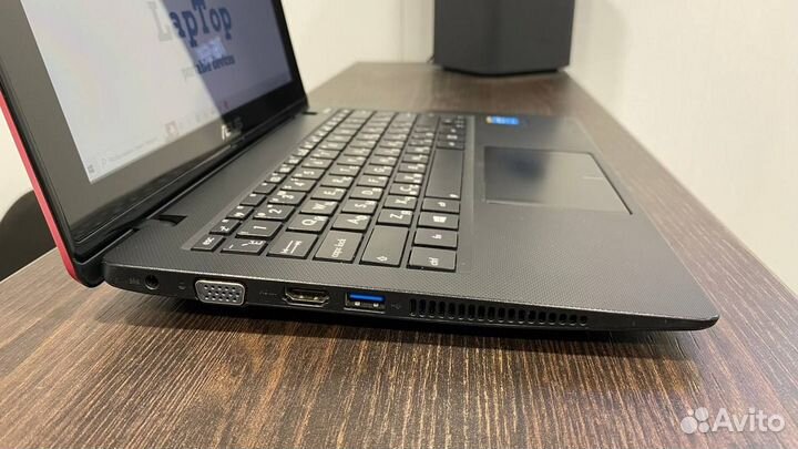 Сенсорный ноутбук Asus для дома и офиса i3 / SSD