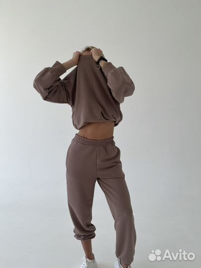 Спортивный костюм