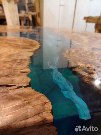 Стол река из слэбов капового карагача