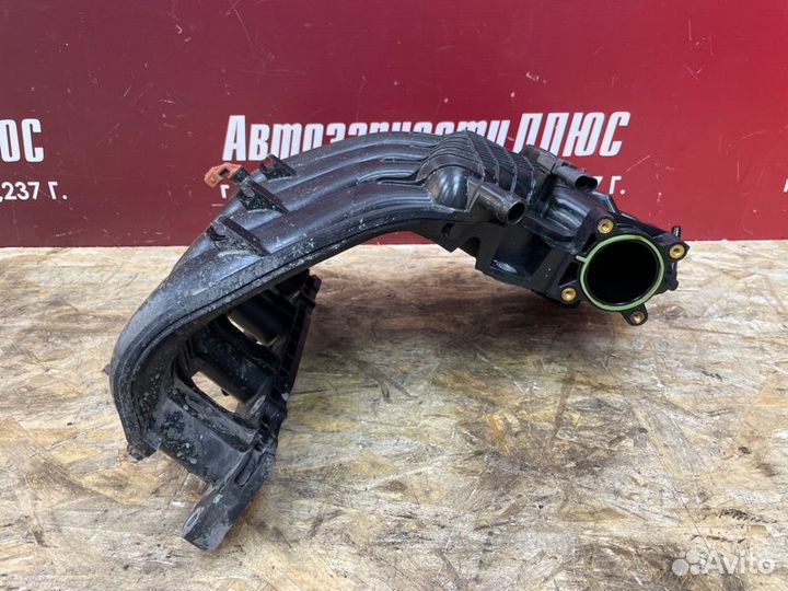 Впускной коллектор Renault Sandero Stepway