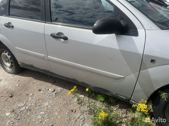 Ford Focus 2.0 AT, 2004, битый, 215 000 км
