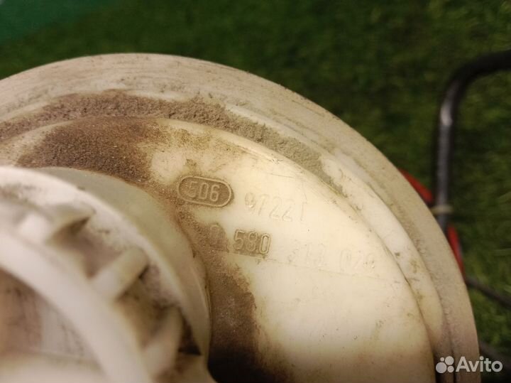 Насос топливный в сборе Volvo S80