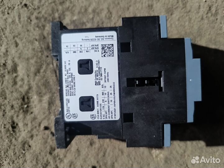 Контактор Siemens 3RT2027-1AP00