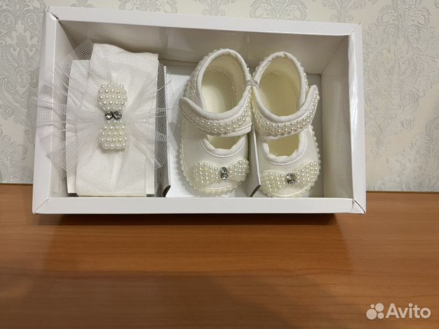 Пинетки и повязка на голову для девочки