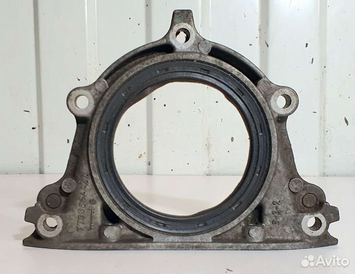 Крышка коленвала задняя Renault 1,2 D4F