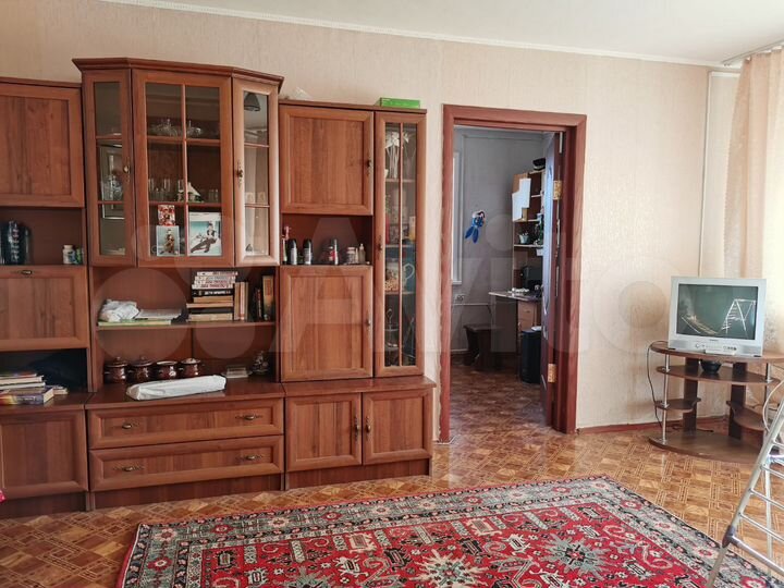 2-к. квартира, 46 м², 4/4 эт.