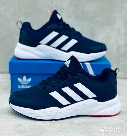 Кроссовки Adidas р. 42,43,44