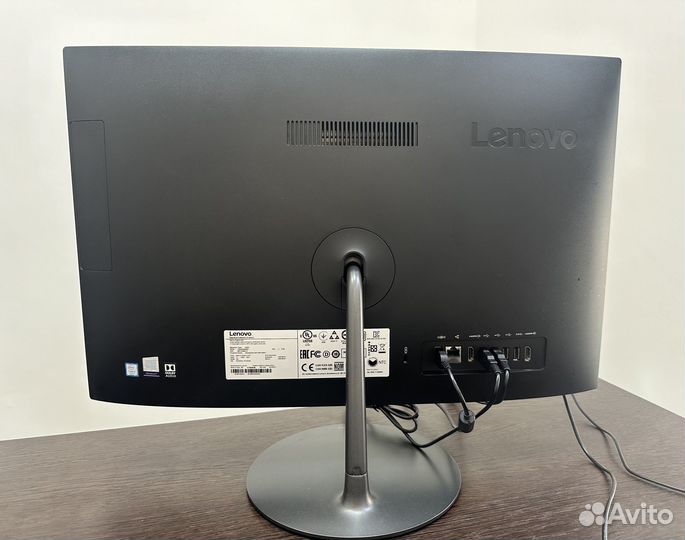 Моноблок Lenovo ideacentre AIO 520-24IKU 23.8” SSD