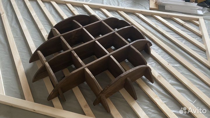 Полка на стену