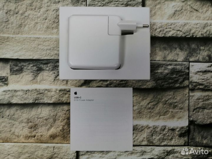 Power Adapter 61w + USB-C кабель 2m