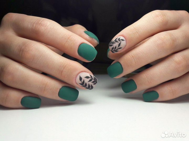 Маникюр/педикюр