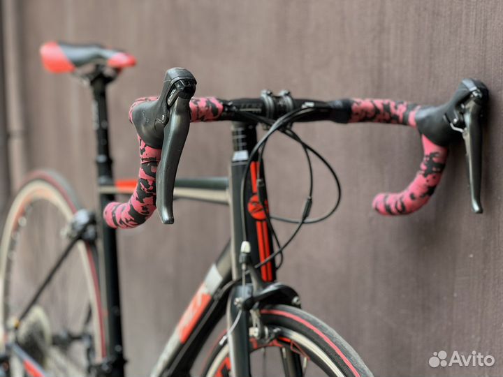 Шоссейный Silverback Stride (Германия)