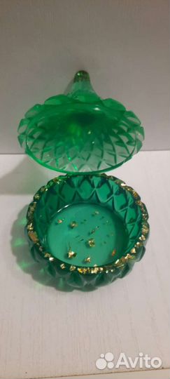 Ручной работы из эпоксидной смолы