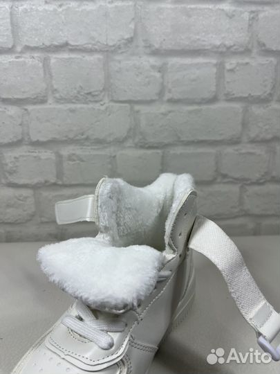 Кроссовки зимние женские 37 размер