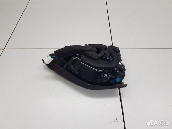 Фонарь задний внутренний левый (Geely Coolray)