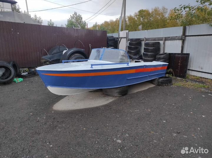 Катер Прогресс