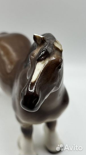 Статуэтка, фигурка конь лошадь тяжеловес лфз