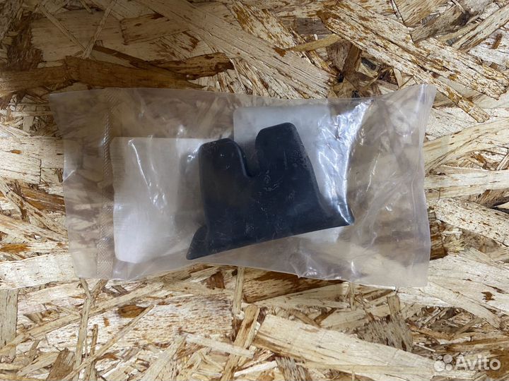 13509528 Кожух замка Chevrolet Cruze