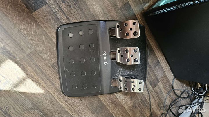 Игровой руль Logitech G920 + Shifter (Xbox / пк)