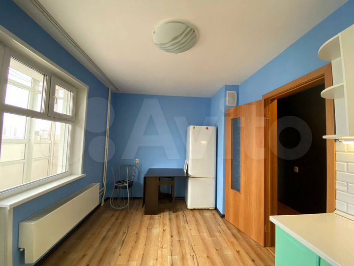 2-к. квартира, 64 м², 2/16 эт.