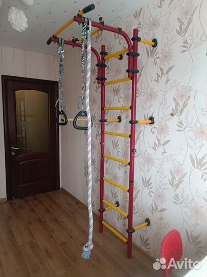 Детская шведская стенка