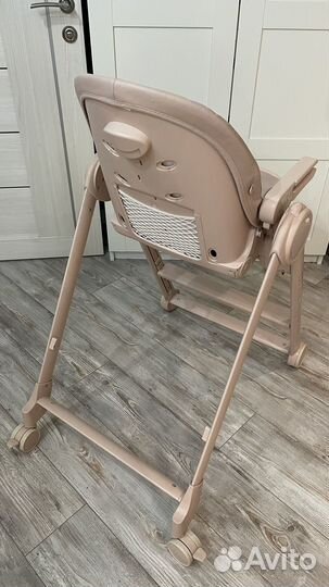 Стульчик для кормления Happy Baby berny lux