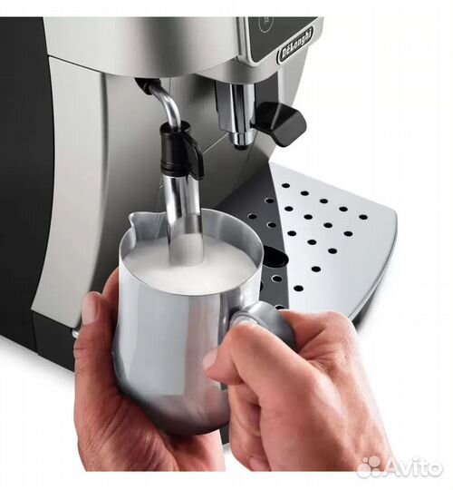 Новая Кофемашина Delonghi ecam220.31.SB