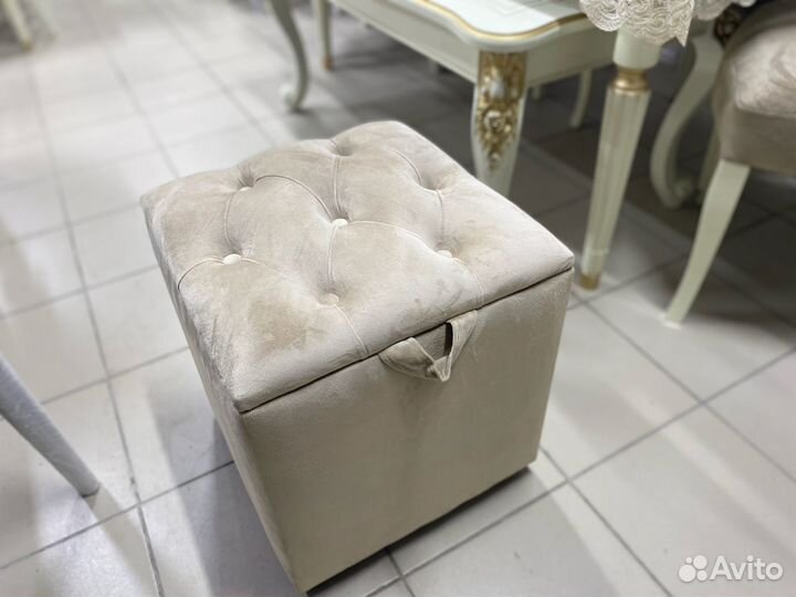 Банкета с каретной стяжкой