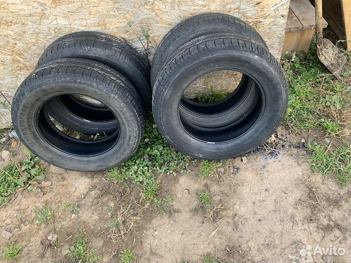 Bridgestone Dueler H/T 255/65 R17