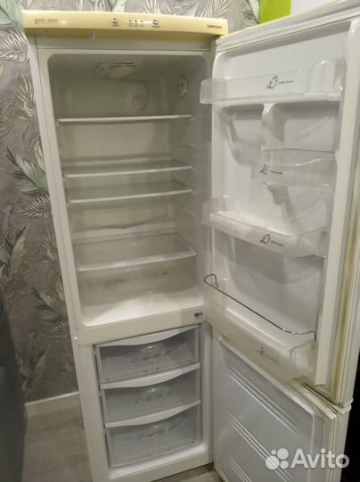 Холодильник samsung